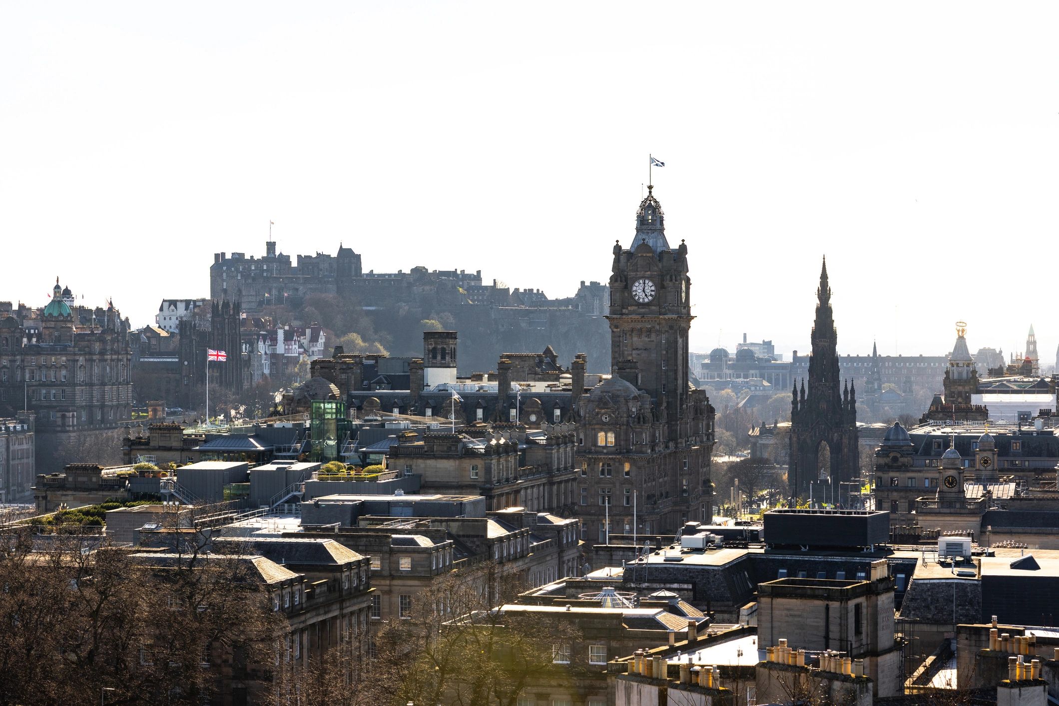 Wide angle shot of Edinburgh city